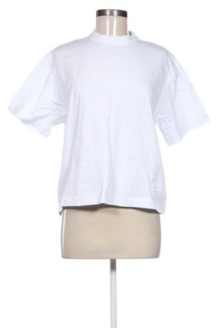 Damen T-Shirt Pull&Bear, Größe S, Farbe Weiß, Preis € 16,51