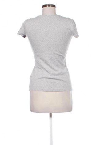 Дамска тениска Tommy Hilfiger, Размер XS, Цвят Многоцветен, Цена 30,03 €