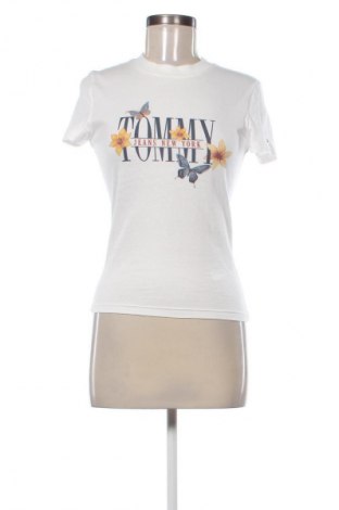 Дамска тениска Tommy Jeans, Размер S, Цвят Бял, Цена 36,81 €