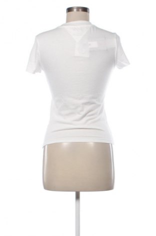 Дамска тениска Tommy Jeans, Размер S, Цвят Бял, Цена 36,81 €