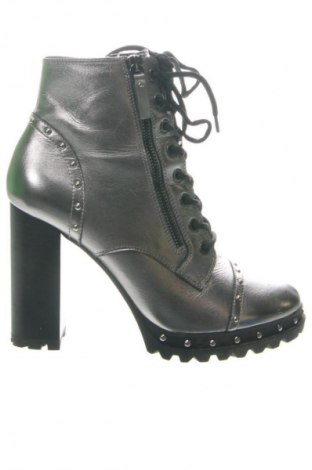 Дамски боти Aldo, Размер 40, Цвят Сребрист, Цена 84,00 €