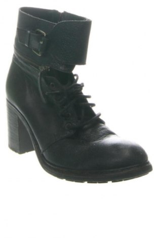 Dámské boty  Bueno, Velikost 38, Barva Černá, Cena  3 118,00 Kč