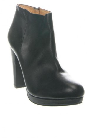 Dámské boty  Buffalo, Velikost 40, Barva Černá, Cena  2 229,00 Kč