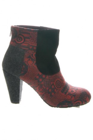 Дамски боти Desigual, Размер 38, Цвят Многоцветен, Цена 111,45 €