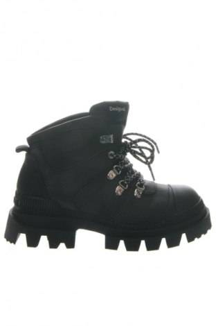 Damskie botki Desigual, Rozmiar 38, Kolor Czarny, Cena 589,99 zł