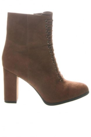 Dámské boty  Star Collection, Velikost 36, Barva Hnědá, Cena  1 105,00 Kč