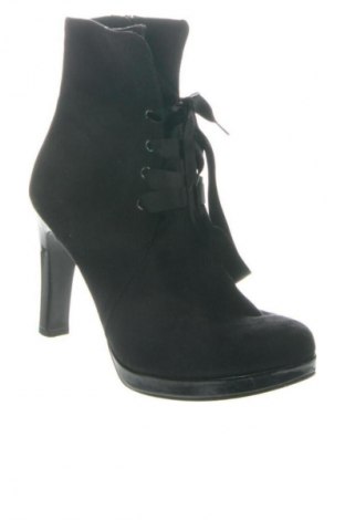 Dámské boty  Tamaris, Velikost 38, Barva Černá, Cena  619,00 Kč