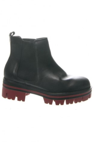 Дамски боти Tamaris, Размер 36, Цвят Черен, Цена 30,67 €