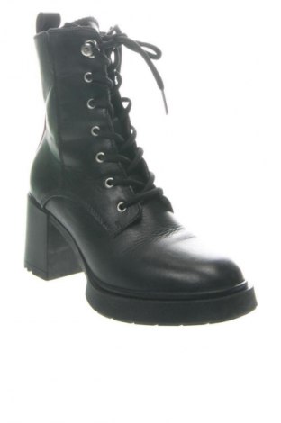 Дамски боти Tamaris, Размер 37, Цвят Черен, Цена 71,66 €