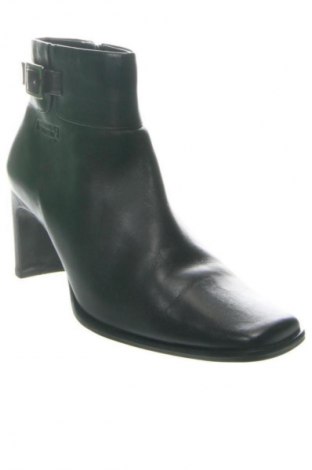 Дамски боти Tamaris, Размер 37, Цвят Черен, Цена 88,00 €