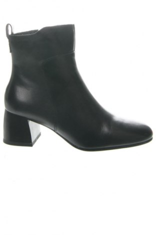 Damen Stiefeletten Tamaris, Größe 38, Farbe Schwarz, Preis 117,99 €
