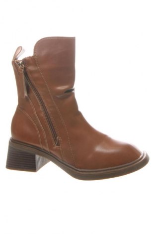 Дамски боти Unbranded, Размер 39, Цвят Кафяв, Цена 26,58 €