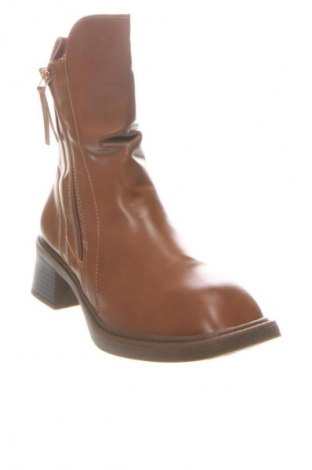 Дамски боти Unbranded, Размер 39, Цвят Кафяв, Цена 26,58 €