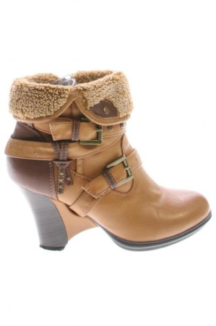 Дамски боти Unbranded, Размер 38, Цвят Кафяв, Цена 32,00 €