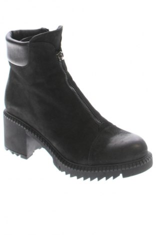 Дамски боти Unbranded, Размер 38, Цвят Черен, Цена 52,00 €