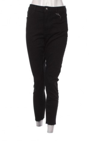 Női farmernadrág Bershka, Méret L, Szín Fekete, Ár 11 839 Ft