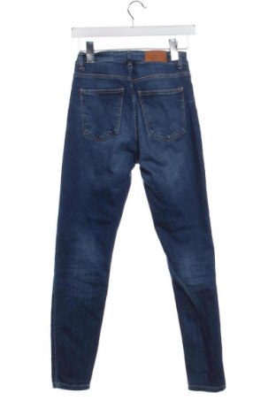 Damen Jeans Bershka, Größe XS, Farbe Blau, Preis € 15,00