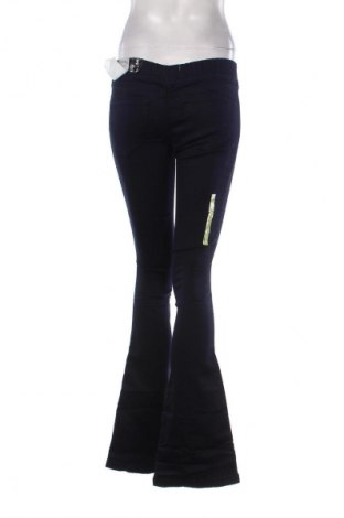 Női farmernadrág Bershka, Méret S, Szín Kék, Ár 9 917 Ft