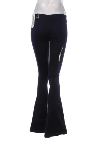 Női farmernadrág Bershka, Méret S, Szín Kék, Ár 9 917 Ft