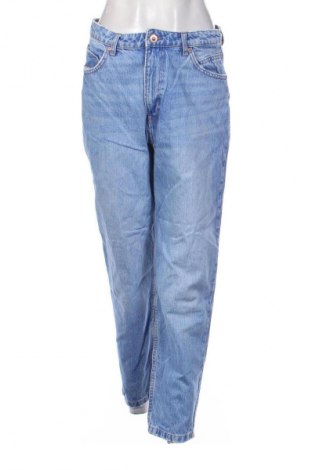 Damskie jeansy Bershka, Rozmiar M, Kolor Niebieski, Cena 48,99 zł