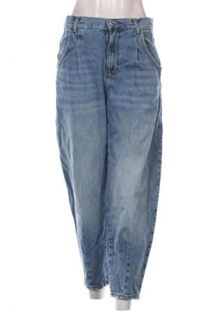 Дамски дънки Bershka, Размер S, Цвят Син, Цена 11,75 €