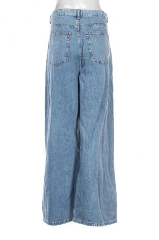 Damskie jeansy Bershka, Rozmiar M, Kolor Niebieski, Cena 79,15 zł