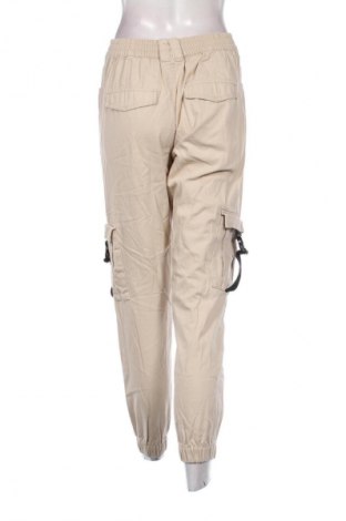 Damskie jeansy Clockhouse, Rozmiar M, Kolor ecru, Cena 80,38 zł