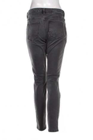 Damskie jeansy Esprit, Rozmiar M, Kolor Szary, Cena 112,53 zł