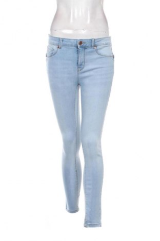 Damskie jeansy Fb Sister, Rozmiar M, Kolor Niebieski, Cena 80,38 zł