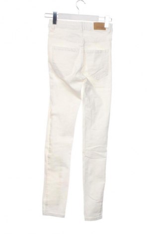 Damen Jeans Gina Tricot, Größe XS, Farbe Weiß, Preis € 17,46