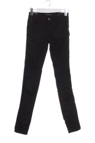 Дамски дънки Guess, Размер XS, Цвят Черен, Цена 88,00 €