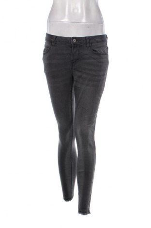 Blugi de femei Jdy, Mărime M, Culoare Gri, Preț 41,99 Lei