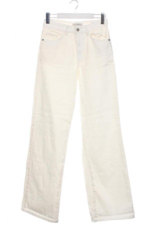 Дамски дънки LCW, Размер XS, Цвят Бял, Цена 15,00 €