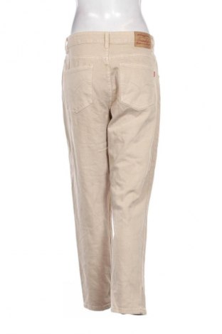Дамски дънки Levi's, Размер M, Цвят Бежов, Цена 38,36 €