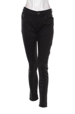Дамски дънки M.Sara, Размер L, Цвят Черен, Цена 4,45 €