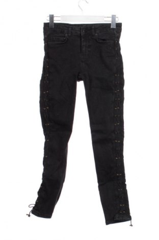 Damskie jeansy Nikkie, Rozmiar S, Kolor Czarny, Cena 203,62 zł