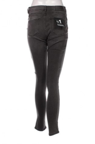 Női farmernadrág Noisy May, Méret M, Szín Fekete, Ár 19 169 Ft