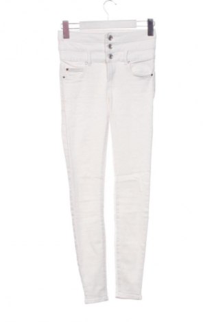 Női farmernadrág ONLY, Méret S, Szín Fehér, Ár 7 183 Ft