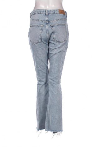 Dámske džínsy  Perfect Jeans By Gina Tricot, Veľkosť M, Farba Modrá, Cena  17,00 €