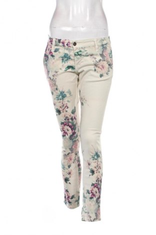 Női farmernadrág Please, Méret L, Szín Sokszínű, Ár 15 702 Ft