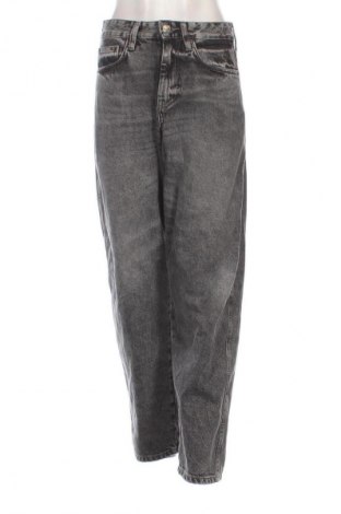 Damen Jeans Pull&Bear, Größe S, Farbe Grau, Preis € 14,77