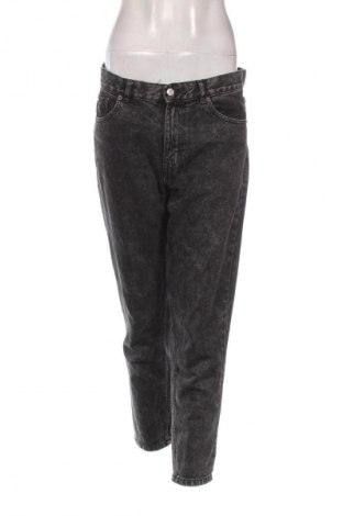 Damskie jeansy Pull&Bear, Rozmiar L, Kolor Szary, Cena 80,38 zł