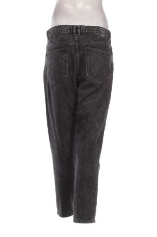 Damskie jeansy Pull&Bear, Rozmiar L, Kolor Szary, Cena 80,38 zł