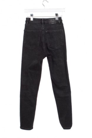 Női farmernadrág Stradivarius, Méret XS, Szín Szürke, Ár 5 627 Ft