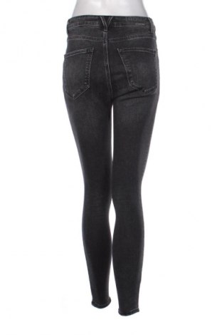 Damen Jeans Stradivarius, Größe S, Farbe Schwarz, Preis € 11,99