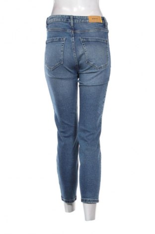 Дамски дънки Stradivarius, Размер S, Цвят Син, Цена 14,77 €