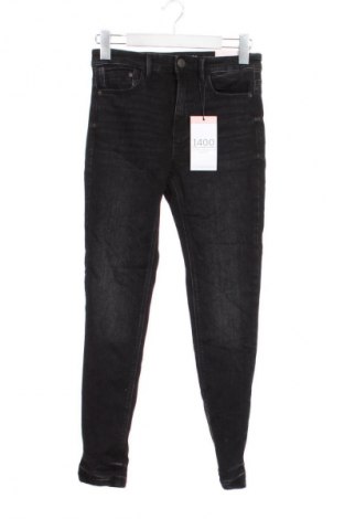 Дамски дънки Stradivarius, Размер S, Цвят Многоцветен, Цена 16,87 €