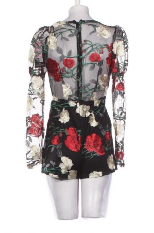 Kurzer Damenoverall Pretty Little Thing, Größe M, Farbe Mehrfarbig, Preis € 31,65