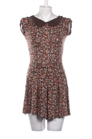 Kurzer Damenoverall Pull&Bear, Größe M, Farbe Mehrfarbig, Preis € 19,95