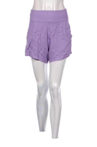 Дамски къс панталон Caramella Fashion, Размер S, Цвят Лилав, Цена 36,30 €